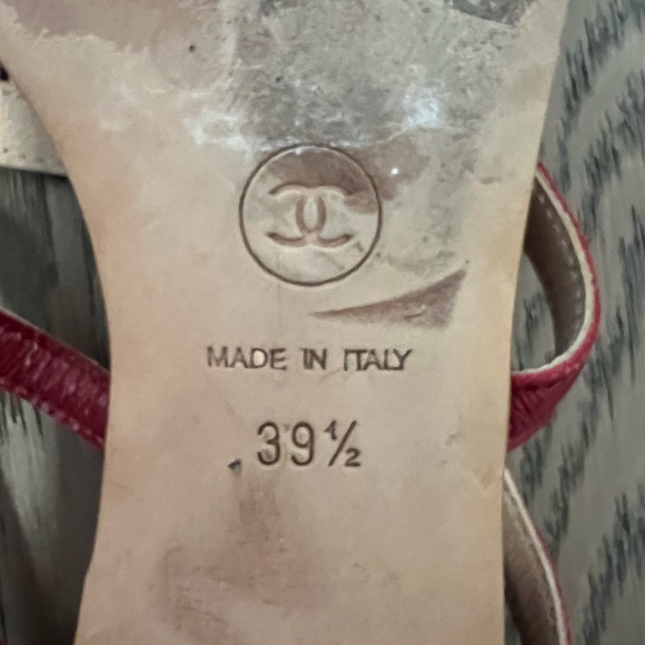 Genuine Channel Red Sandal Flat!' - Picture 7 of 8